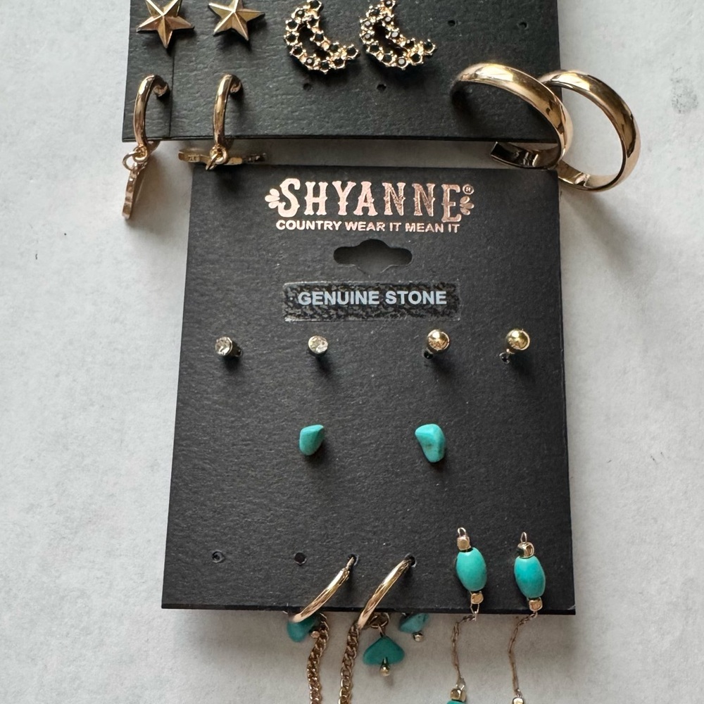 Shyanne- 9 Pcs Gold And Turquoise Jewelry Set